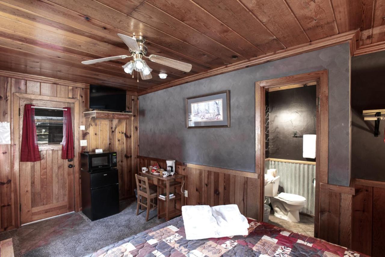 Apache Village 7, Queen Bed, Midtown, Sleeps 2 ルイドソ エクステリア 写真